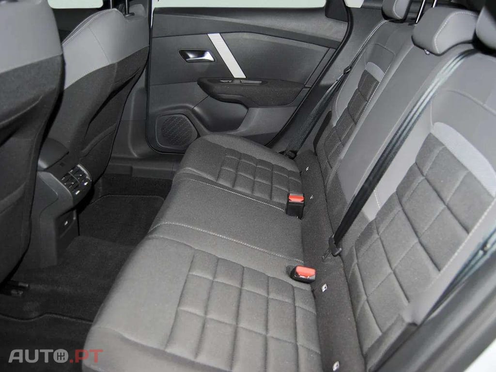 Citroen C4 1.2 Hybrid Plus e-DSC6