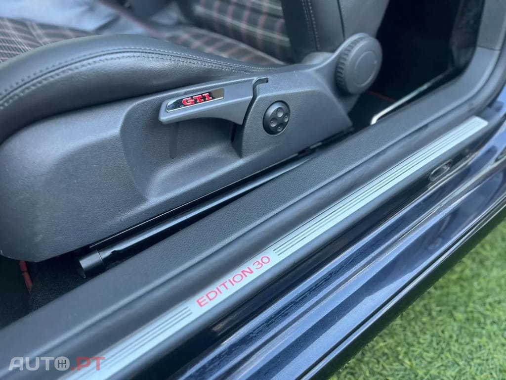 Volkswagen Golf 2.0 GTi Edition 30 DSG