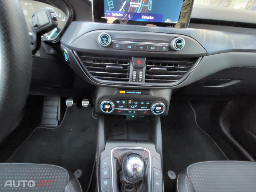 Ford Focus 1.0 EcoBoost ST-Line X