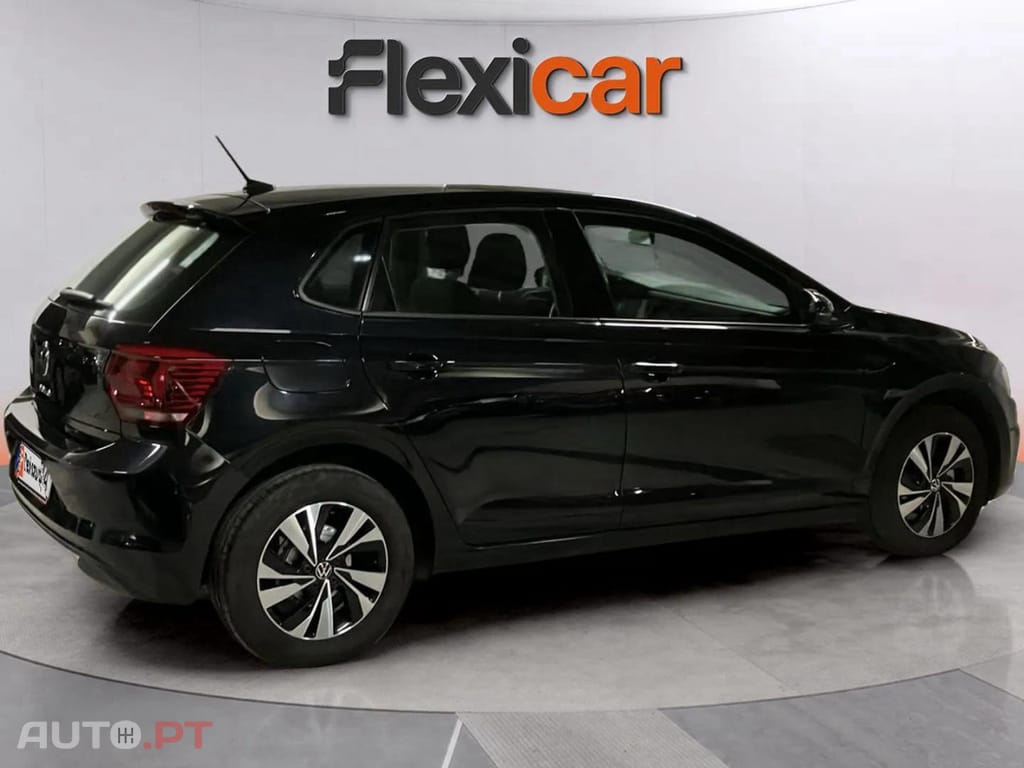 Volkswagen Polo 1.0 MPI CONFORT LINE