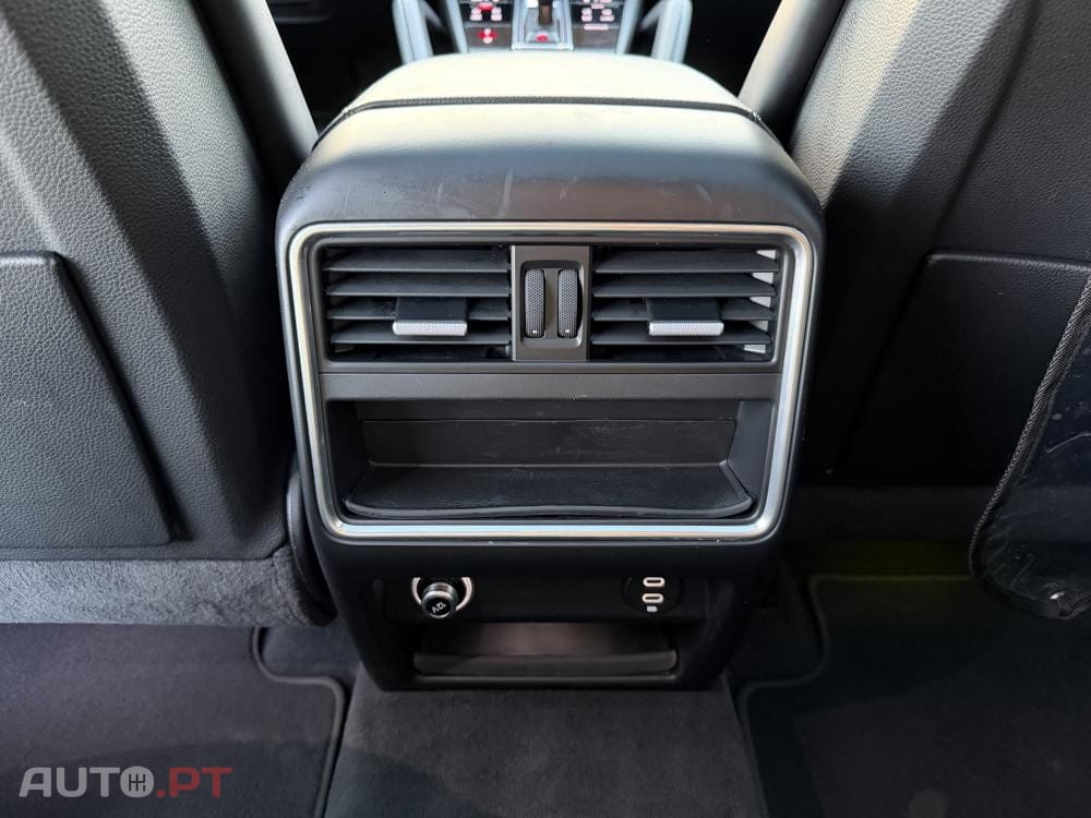 Porsche Cayenne E-Hybrid Platinum Edition