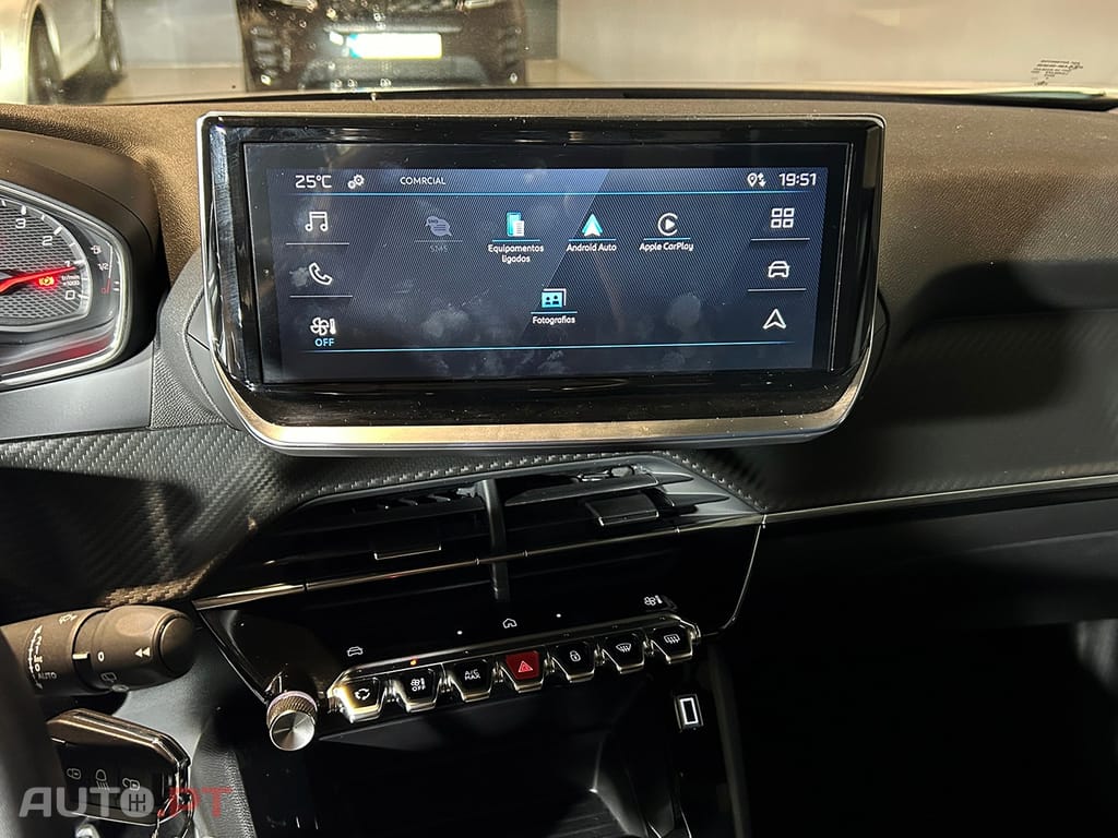 Peugeot 2008 1.2 PureTech Active Pack