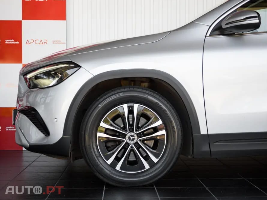 Mercedes-Benz GLA 180 d Style