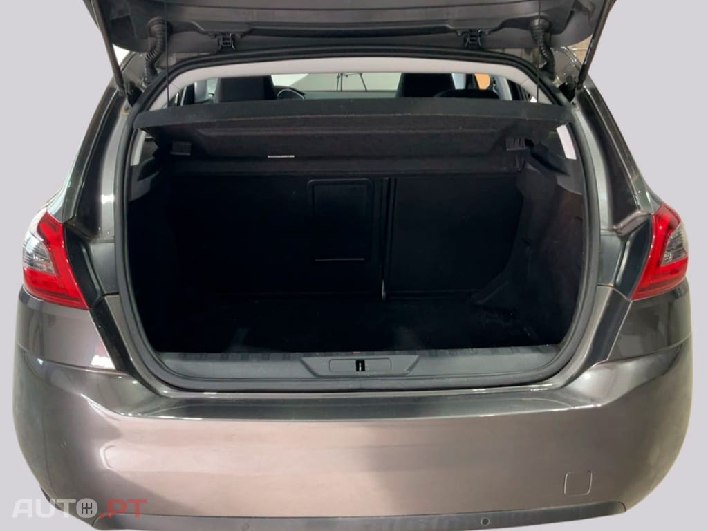Peugeot 308 1.2 PureTech Allure  EAT8