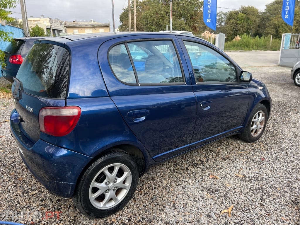 Toyota Yaris 1.0 Luna