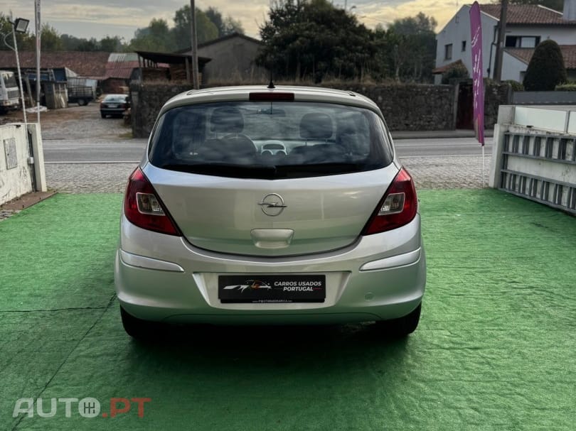 Opel Corsa 1.2 Enjoy