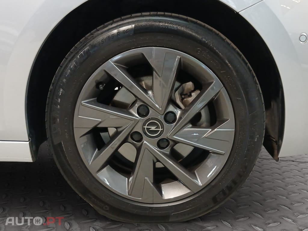 Opel Corsa 1.2 T Edition