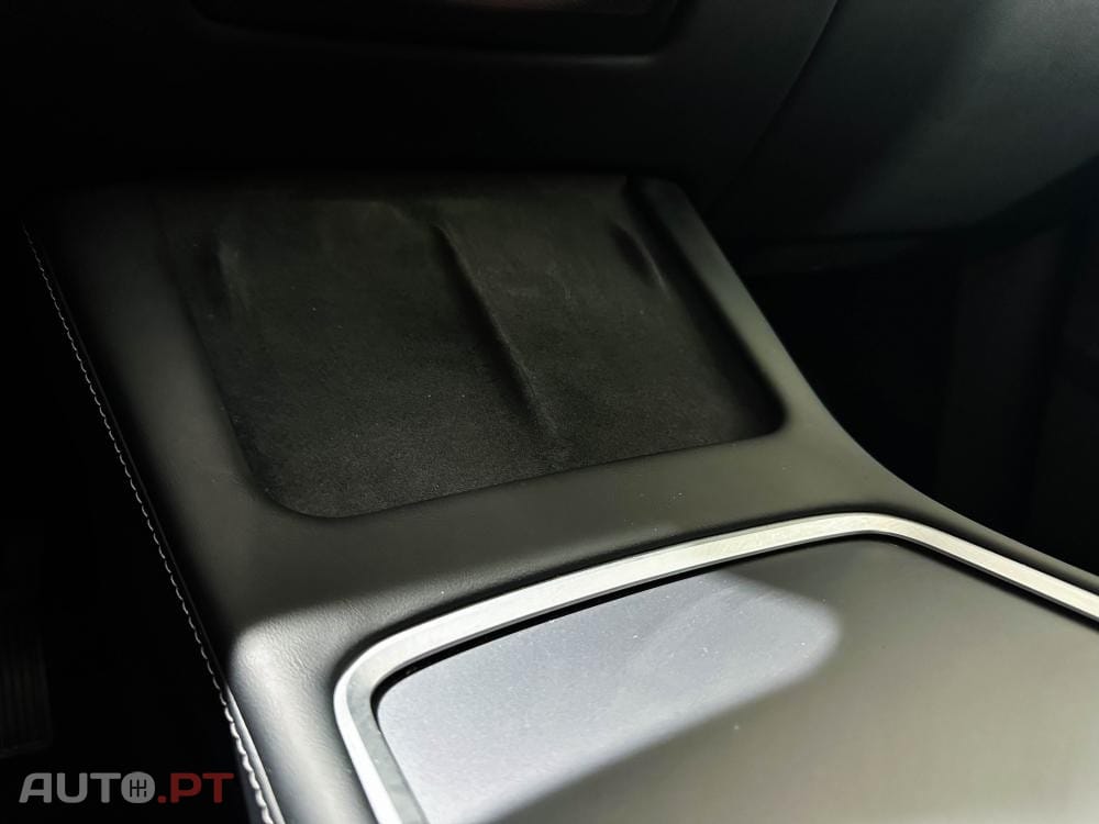 Tesla Model Y Long Range Dual Motor AWD
