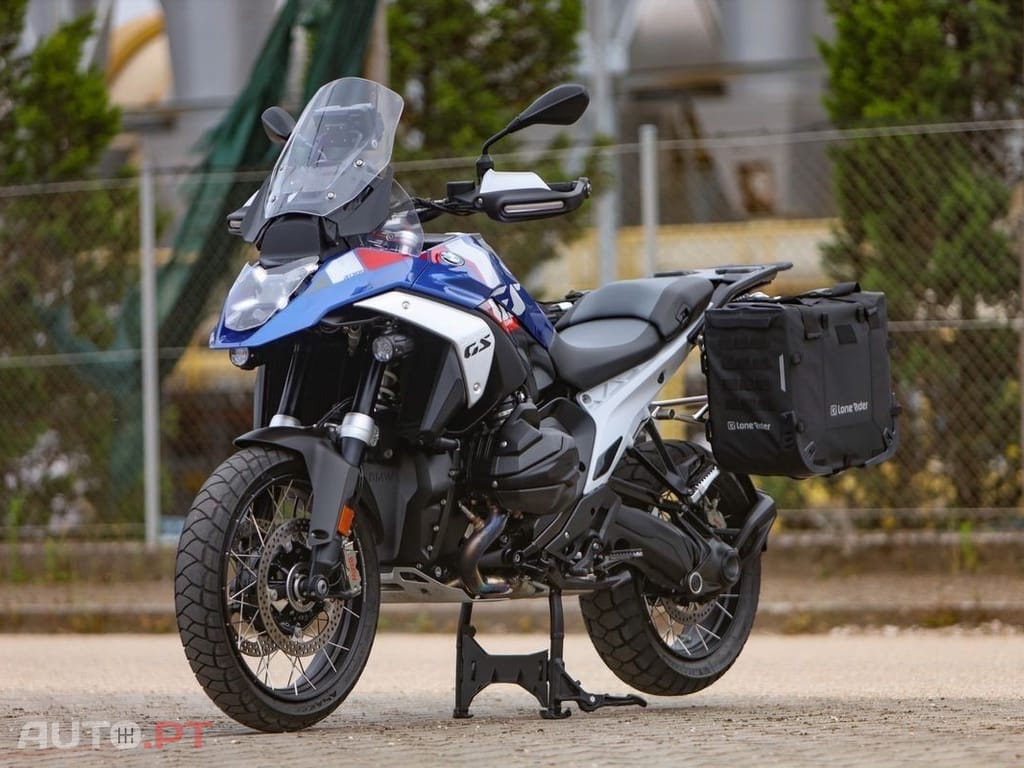 BMW R trophy