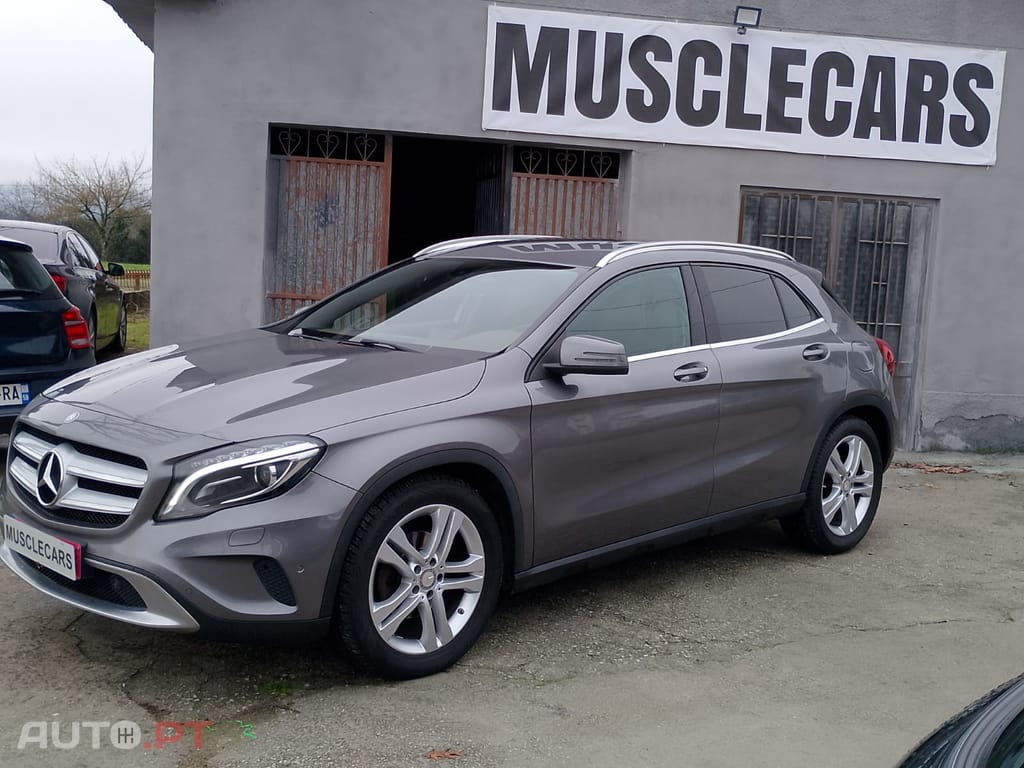 Mercedes-Benz GLA 180 pack amg