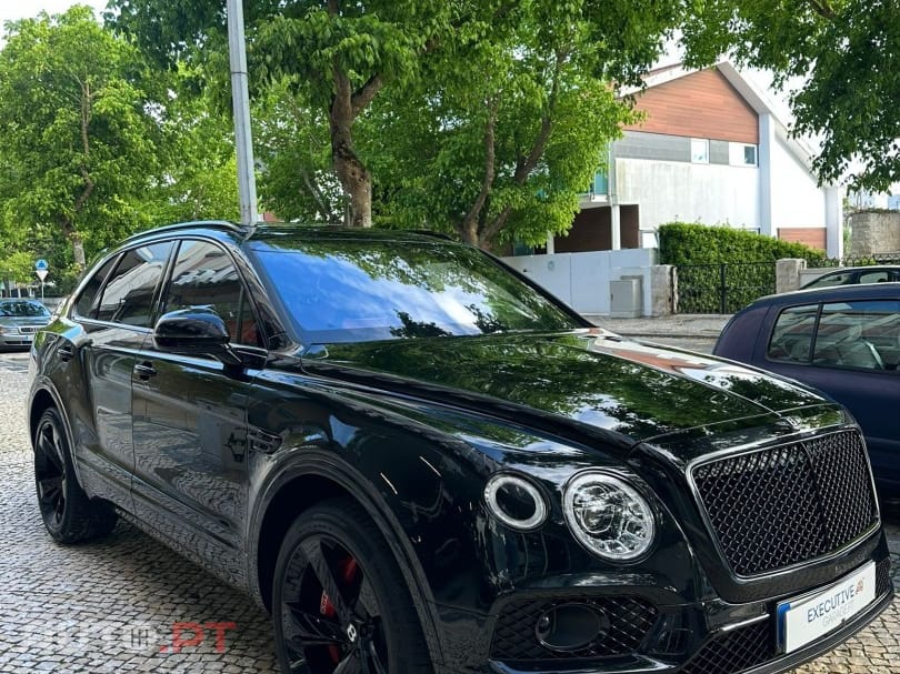 Bentley Bentayga V8