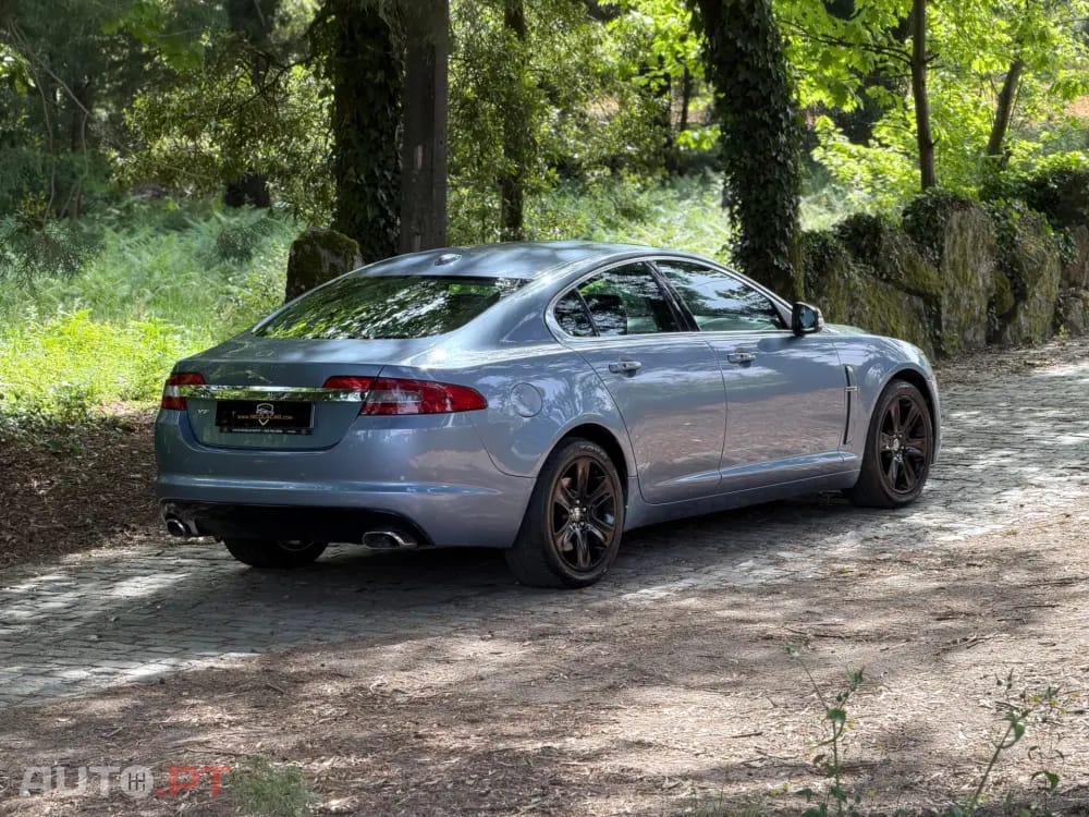 Jaguar XF 2.7 D V6 Premium Luxury