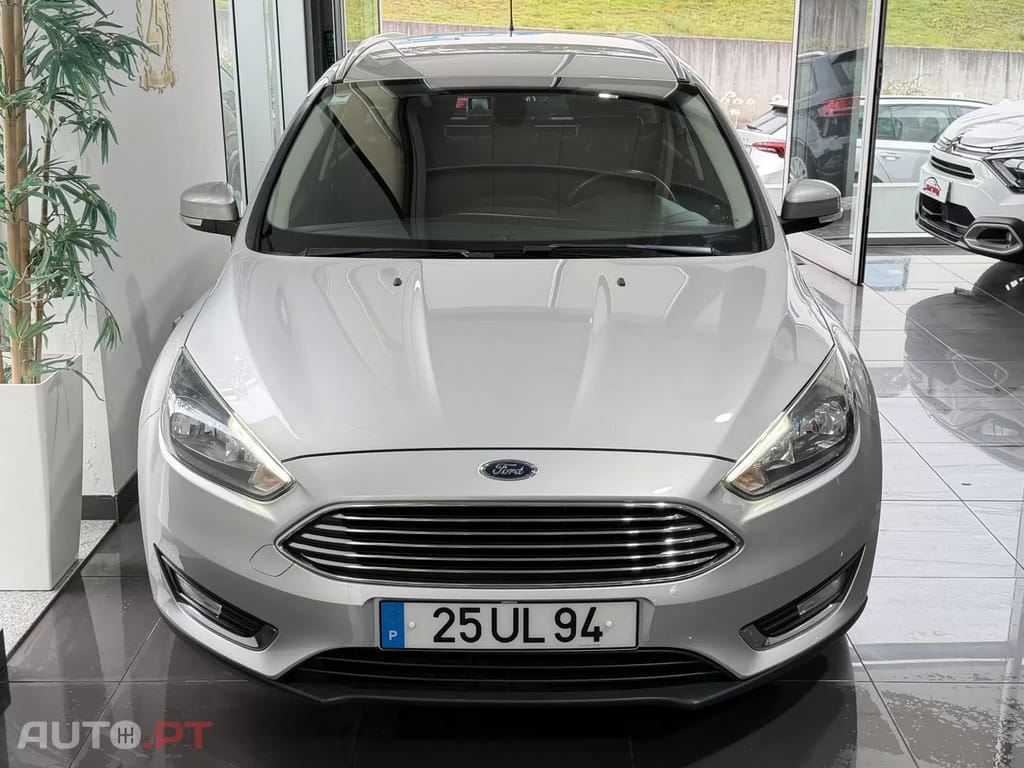 Ford Focus SW 1.0 EcoBoost Titanium