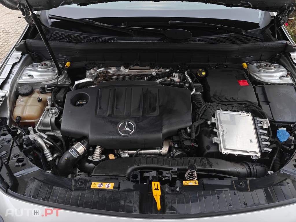 Mercedes-Benz GLB 200 AMG 7 Lugares