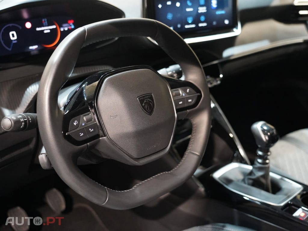 Peugeot 208 1.2 PureTech Allure