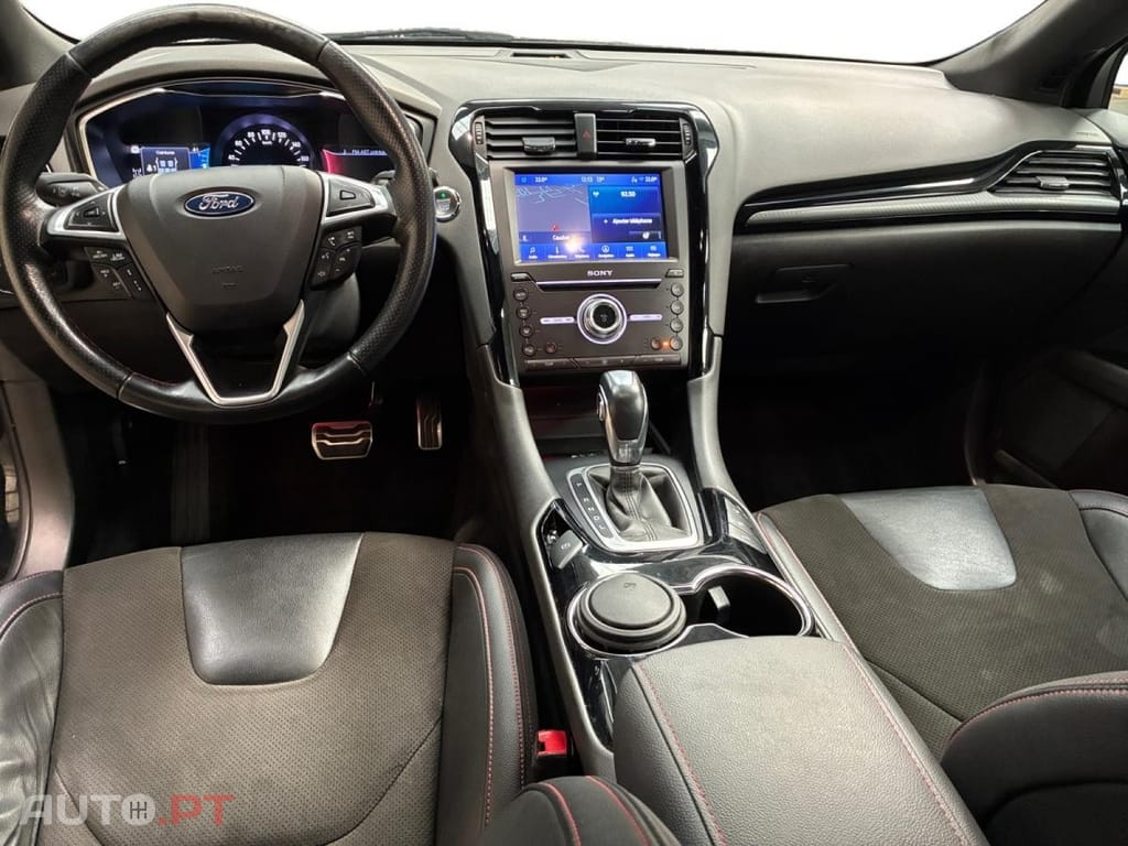 Ford Mondeo SW 2.0 HEV ST-Line