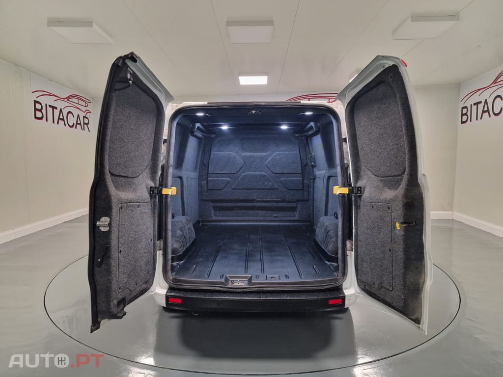 Ford Transit Custom 310L1 2.0 TDCi H1-Tecto Baixo Trend
