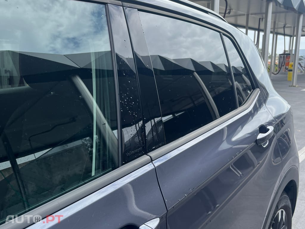 Volkswagen T-Cross Life 1.0 TSI
