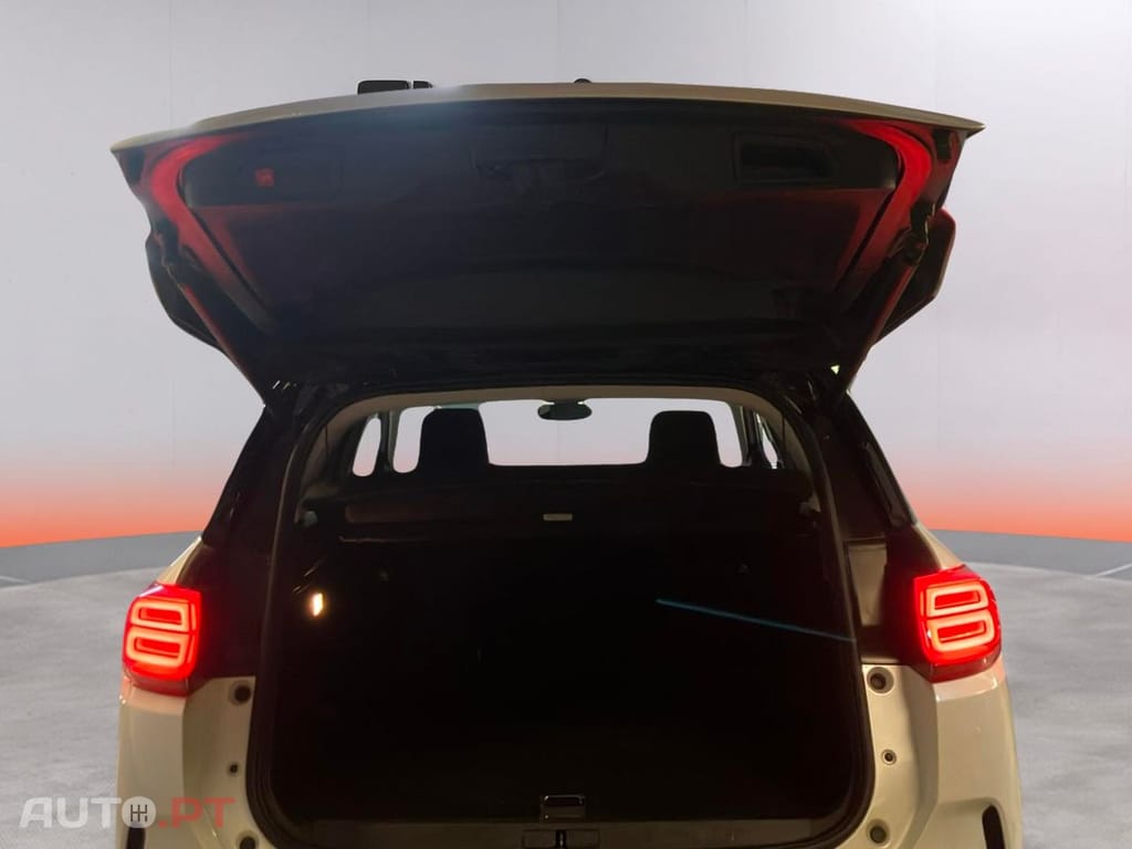 Citroen C5 Aircross 1.6 Hybrid Shine e-EAT8