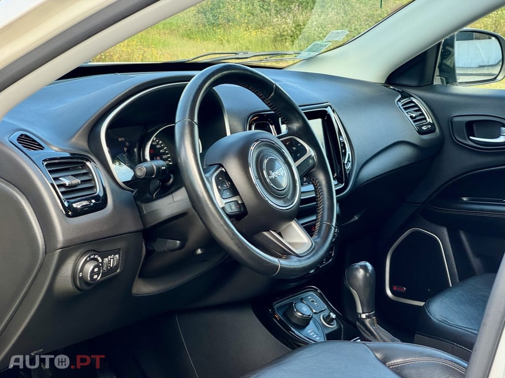Jeep Compass 2.0 M-Jet Limited Auto