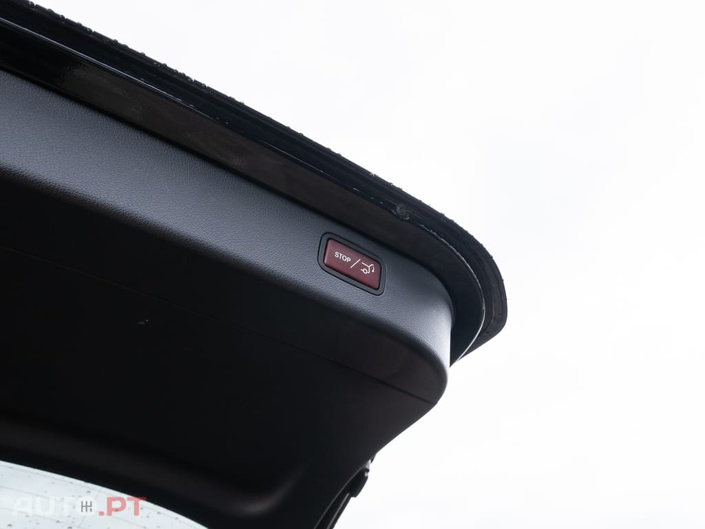 Mercedes-Benz C 300 e T 9G-TRONIC Avantgarde