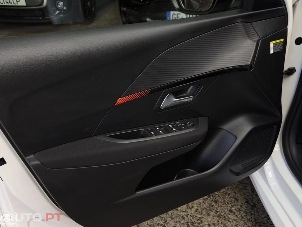 Peugeot E-208 Active Pack