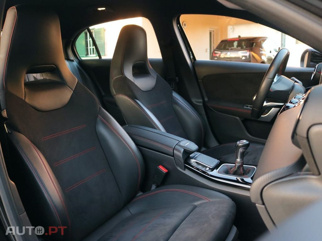 Mercedes-Benz A 160 d AMG Line