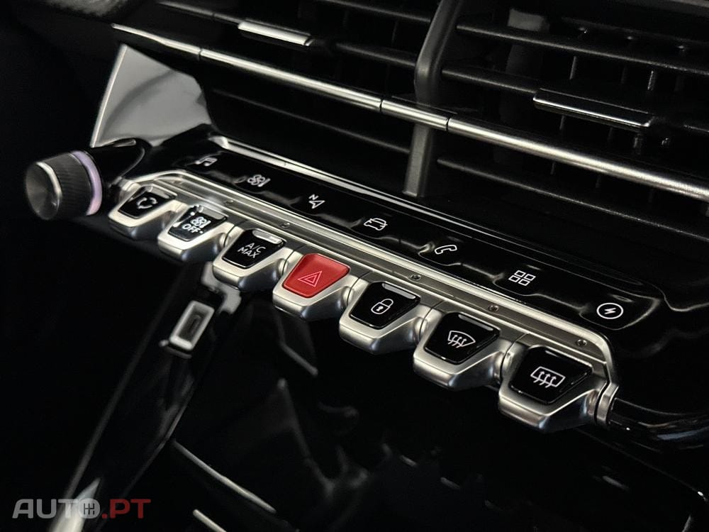 Peugeot E-208 50 kWh GT Pack