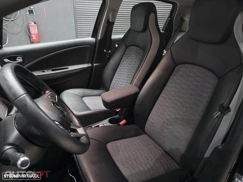 Renault Zoe (c/ Bateria) EV50 135hp Techno