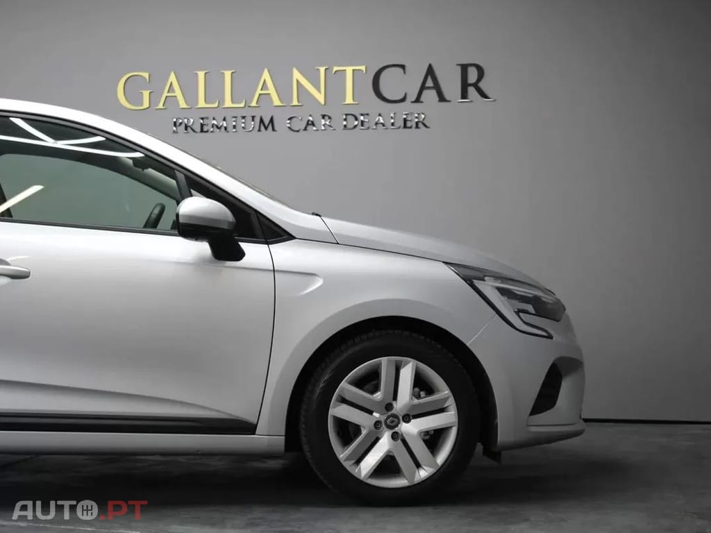Renault Clio other_Outro
