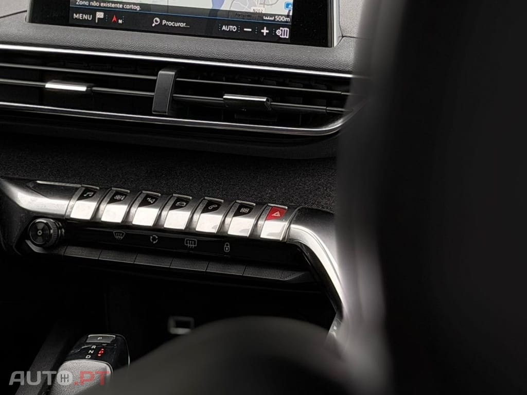 Peugeot 3008 1.6 BlueHDi Allure EAT8