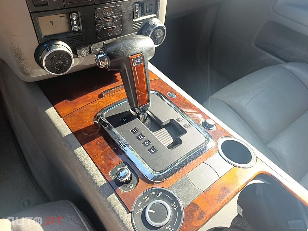 Volkswagen Touareg 2.5 TDi Tiptronic