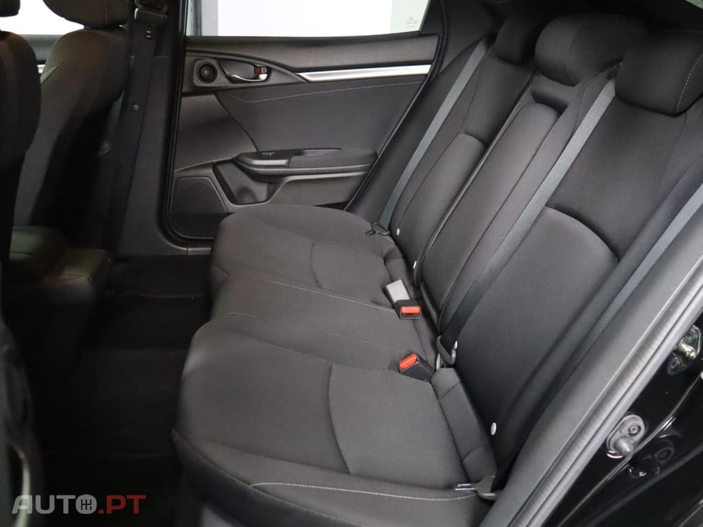 Honda Civic 1.0 i-VTEC Elegance