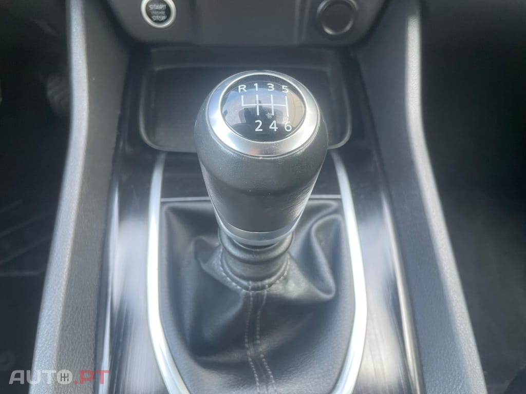 Nissan Qashqai 1.3 DIG-T Acenta LED+R