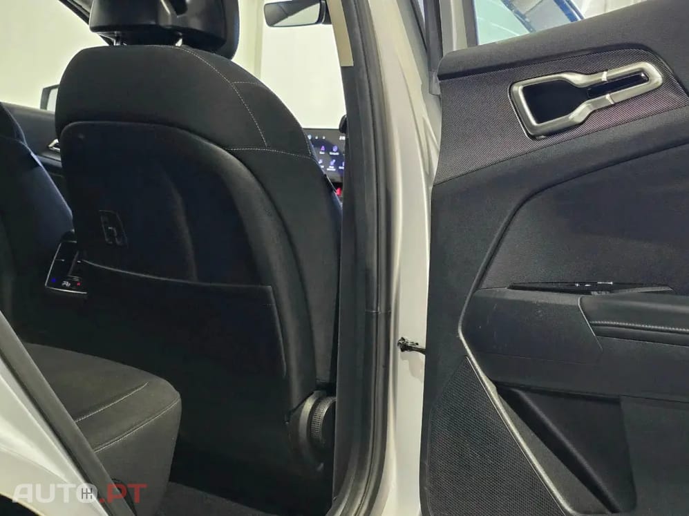 Kia Sportage 1.6 T-GDI AWD Base