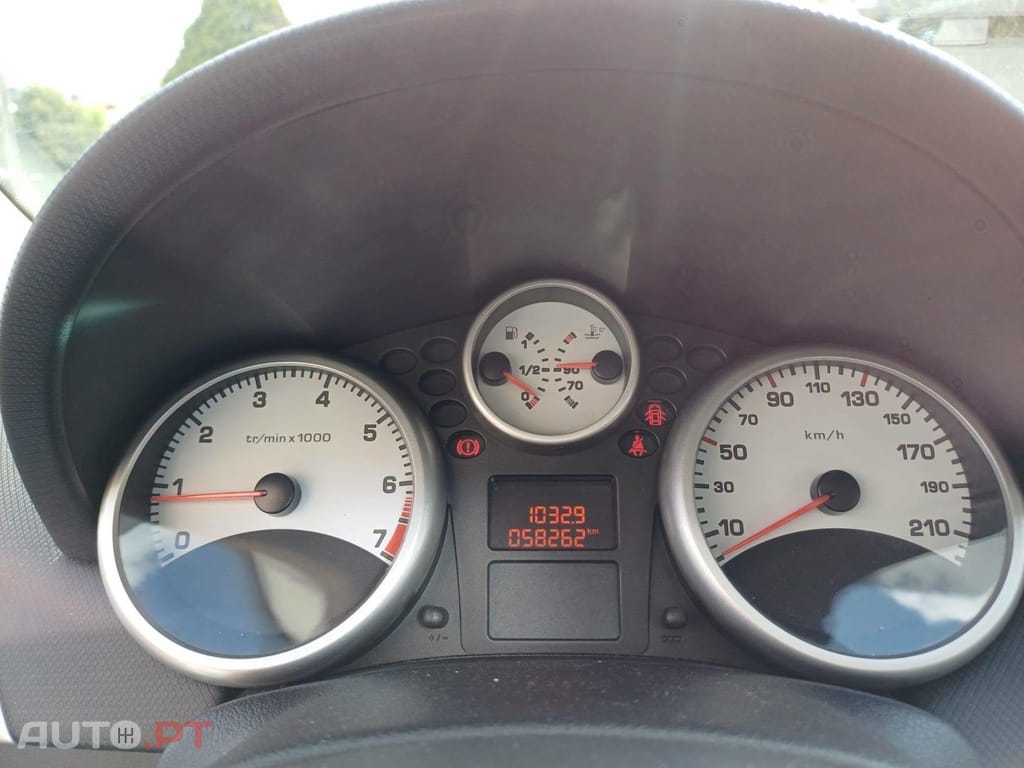Peugeot 207 1.4 16V Active