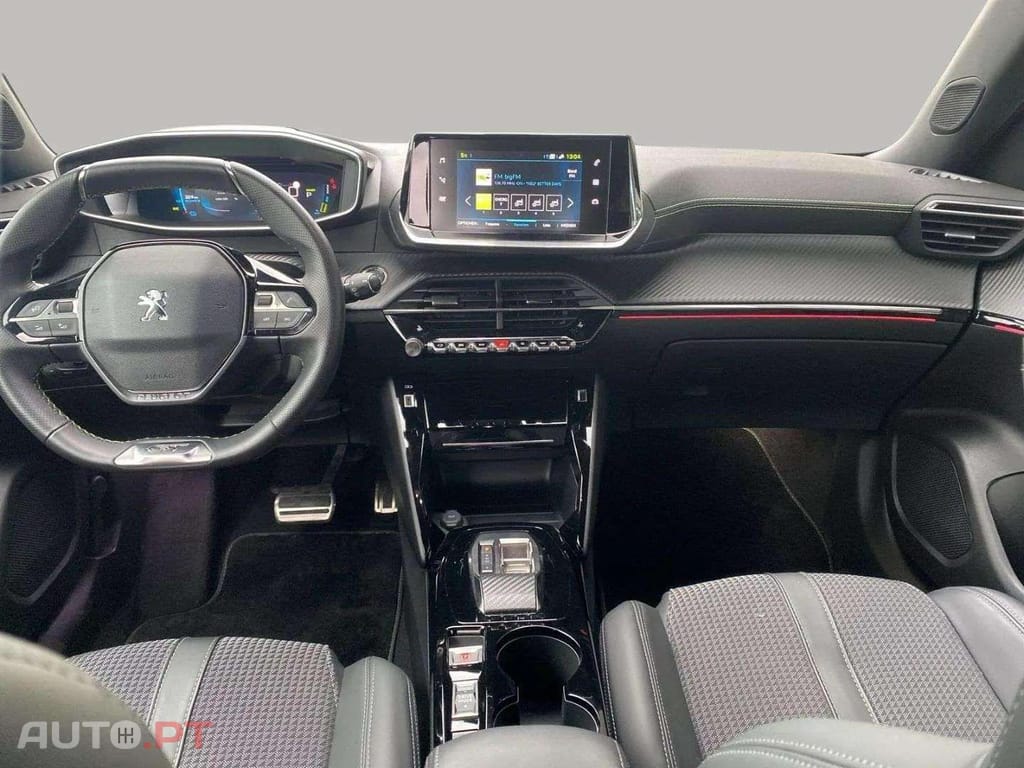 Peugeot E-2008 GT