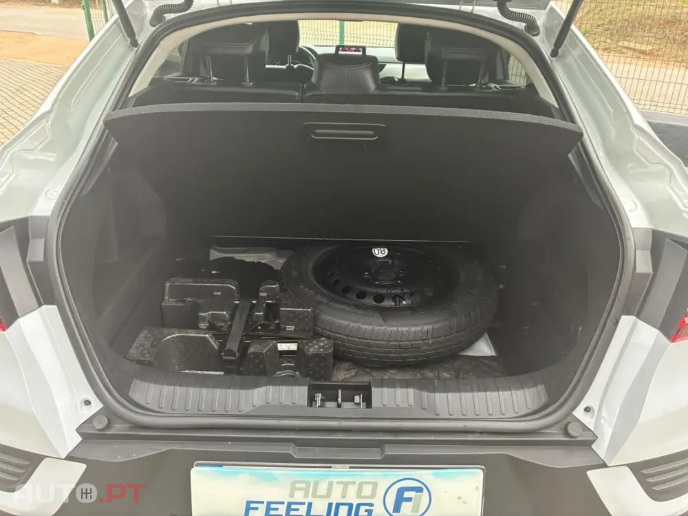 Renault Arkana 1.6 E-Tech Intens
