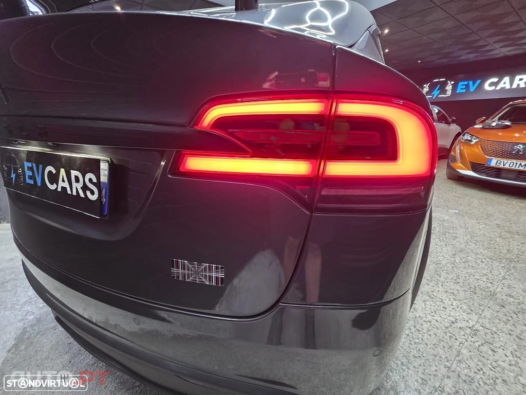Tesla Model X Plaid AWD