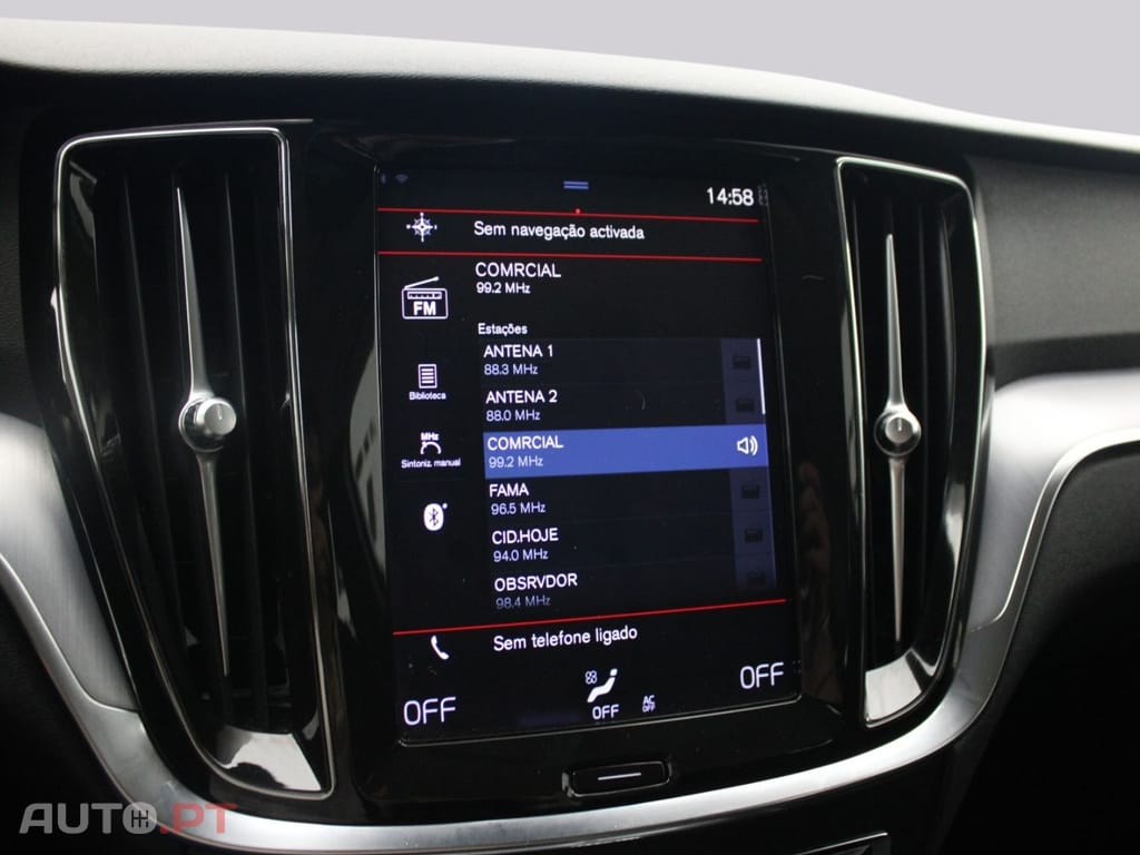 Volvo V60 2.0 B4 MOMENTUM CORE GEARTRONIC 5D I.V.A DEDUTIVEL