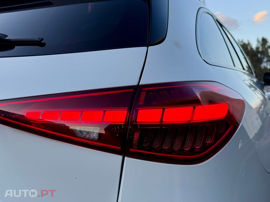 Mercedes-Benz C 300 e AMG Line
