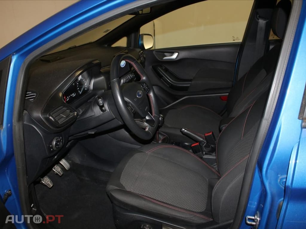 Ford Fiesta 1.0 EcoBoost mHEV ST-Line X