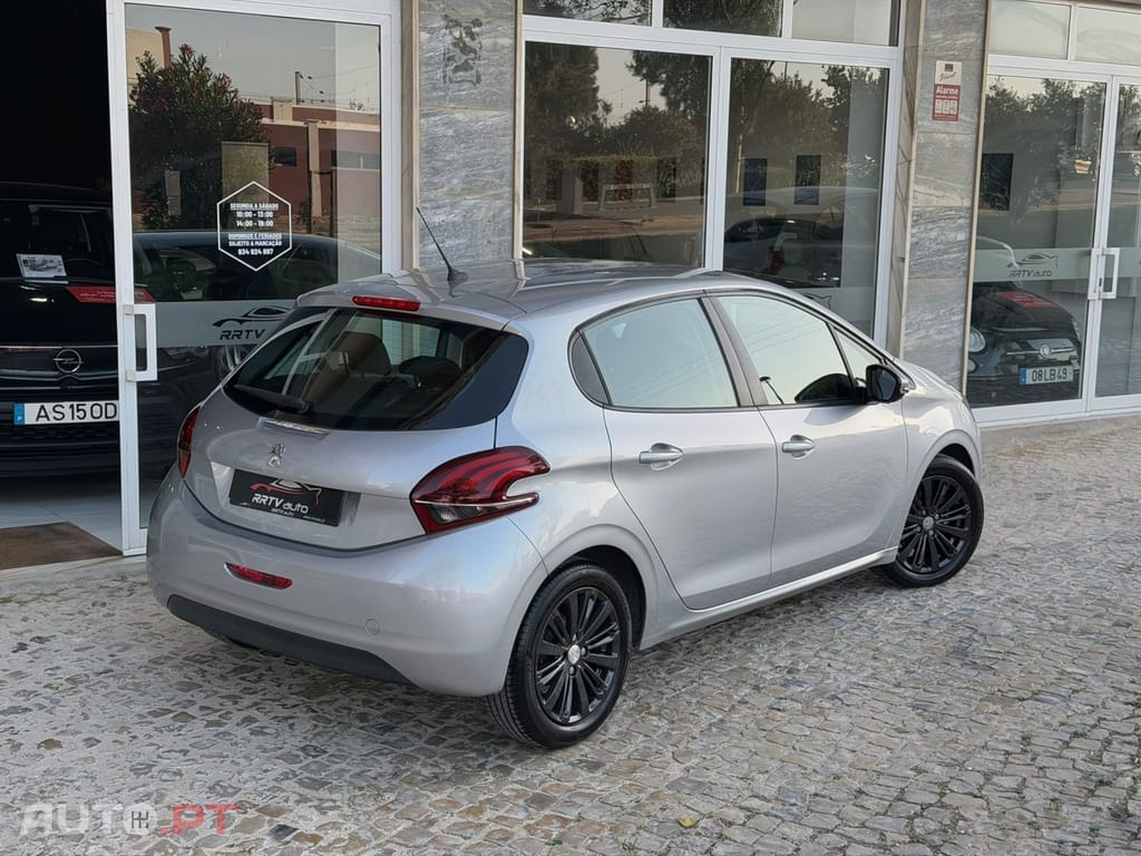 Peugeot 208 1.2 PureTech Style