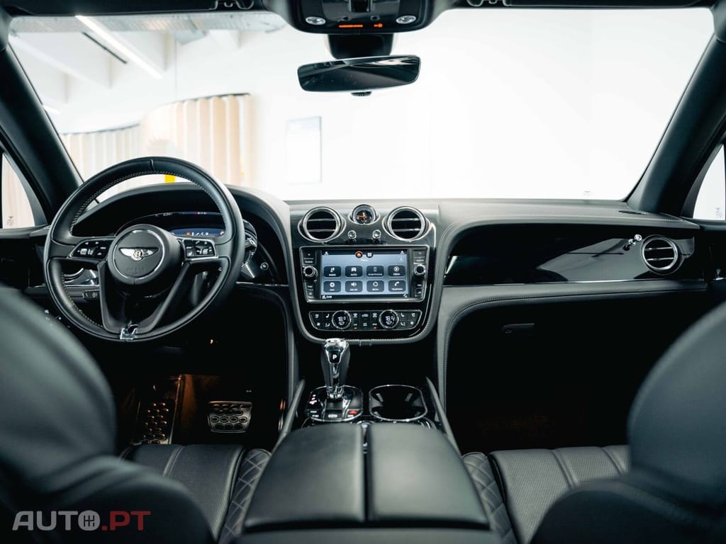 Bentley Bentayga Hybrid