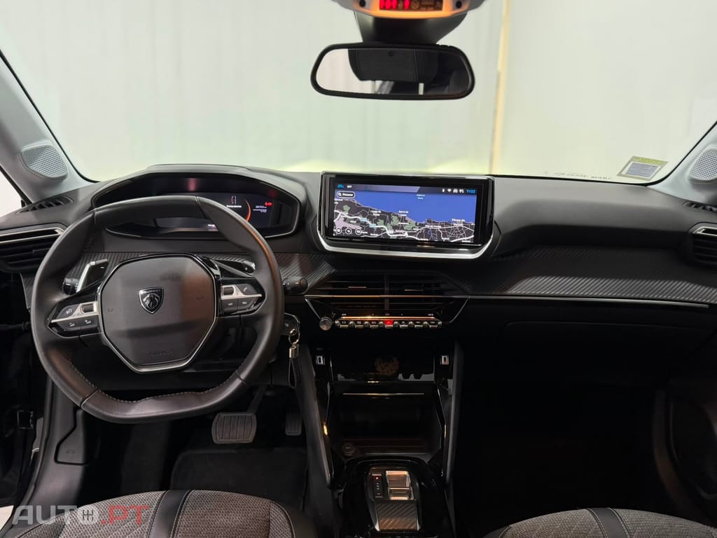 Peugeot 208 1.2 PureTech Allure EAT8