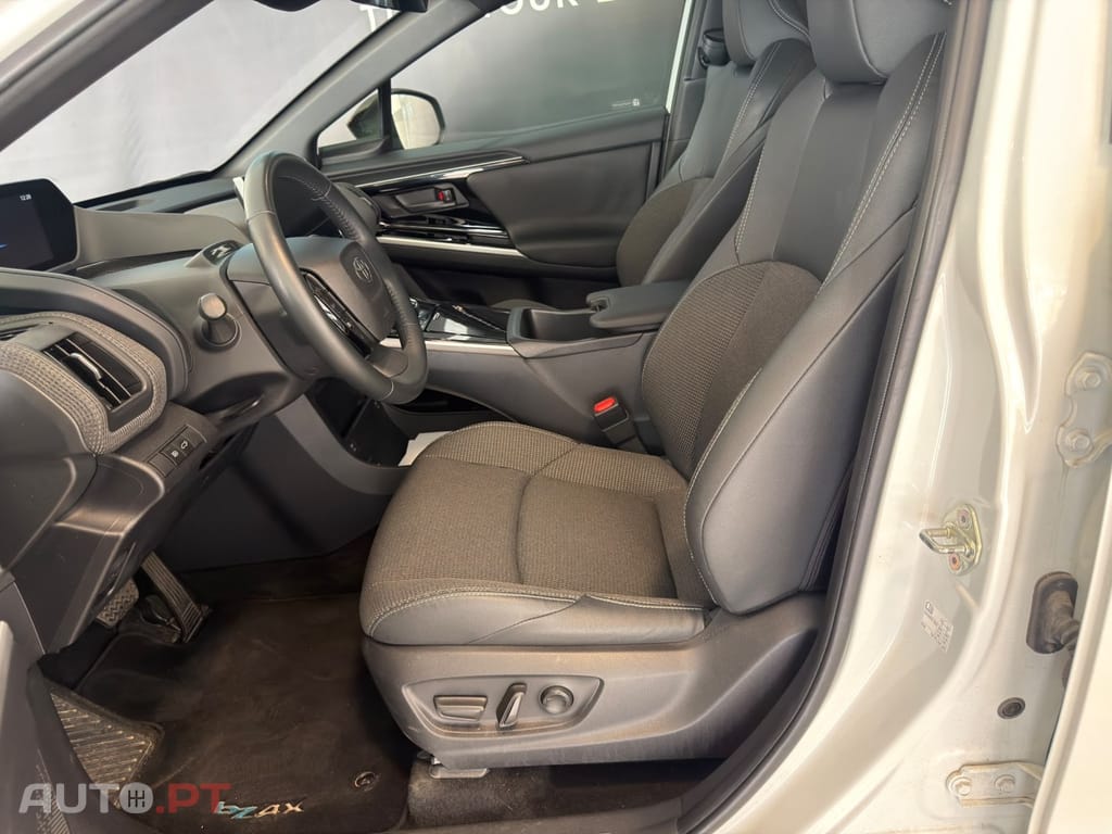Toyota bZ4X 71,4 kWh Exclusive