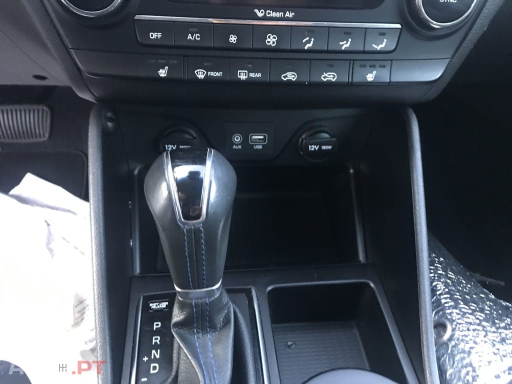 Hyundai Tucson blue 1.7 CRDi 2WD DCT Premium