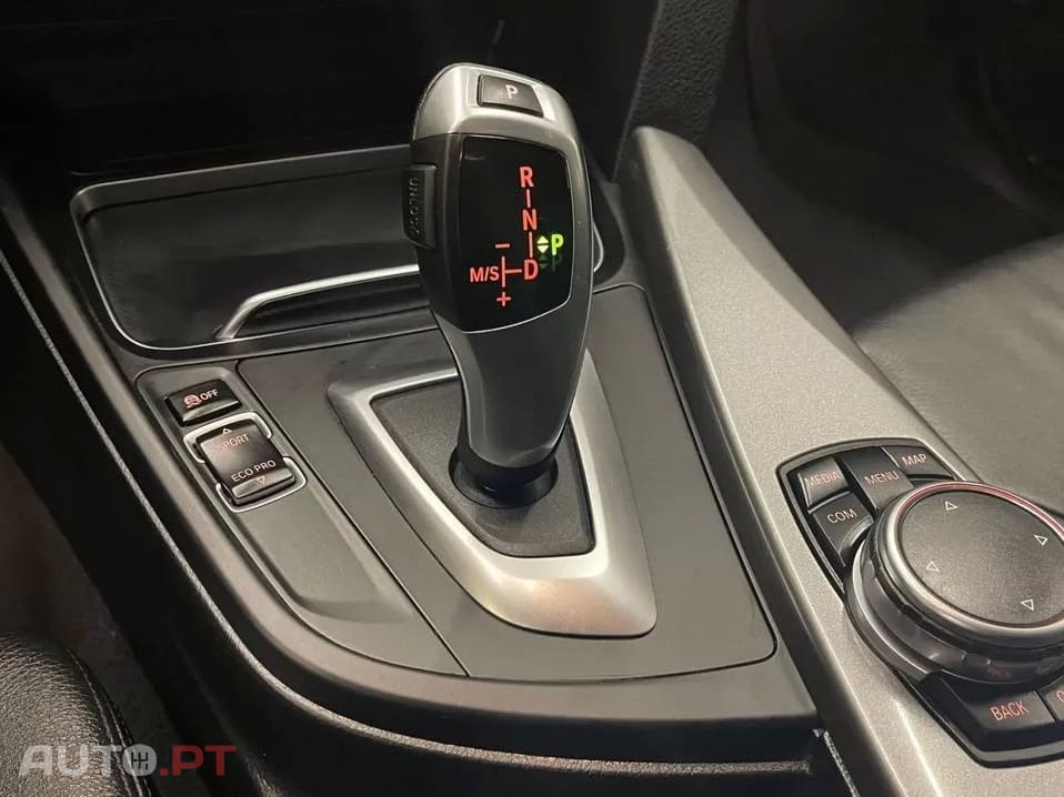 BMW 320 d Touring ED Line Luxury Auto