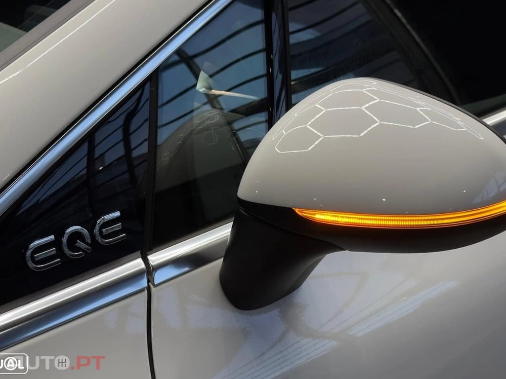 Mercedes-Benz EQE 350