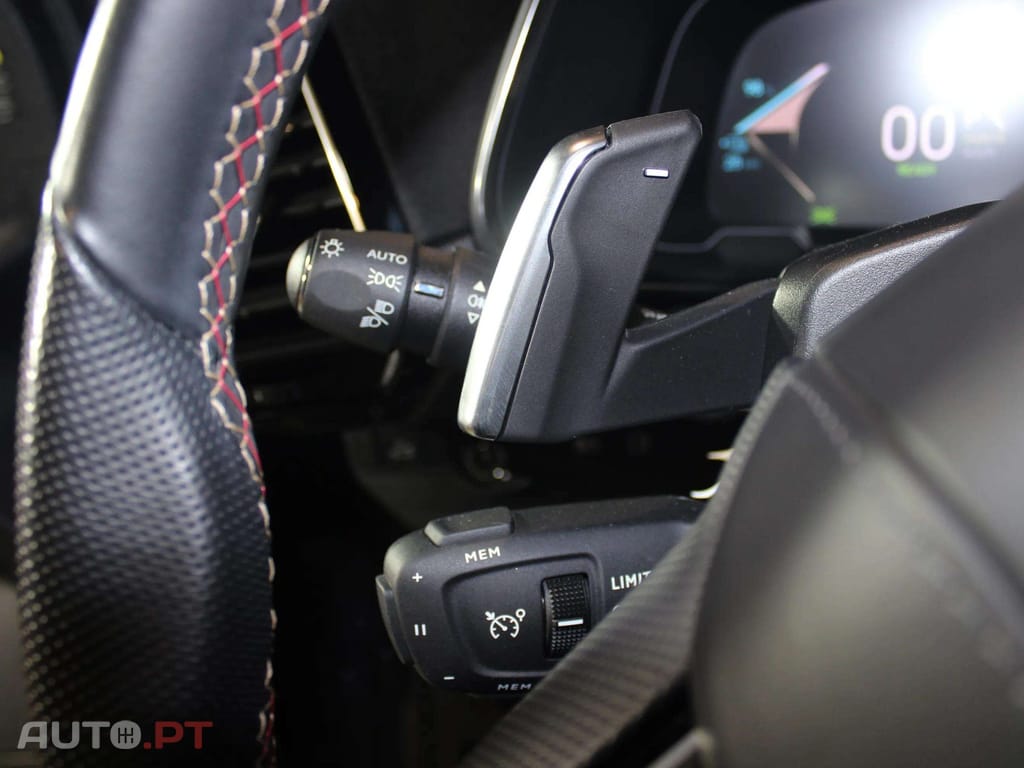 DS DS7 E-Tense 4x4 Performance Line +